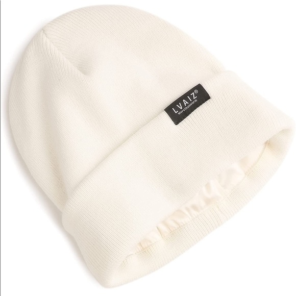 Accessories - WHITE UNISEX SATIN LINED (winter) BEANIE HAT (BRAND NEW)
